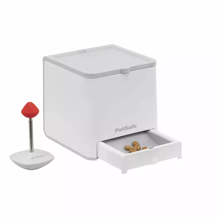 Teach & Treat kauko-ohjattava palkitsemislaite - Palkitsemistarvikkeet - 100861 - 1