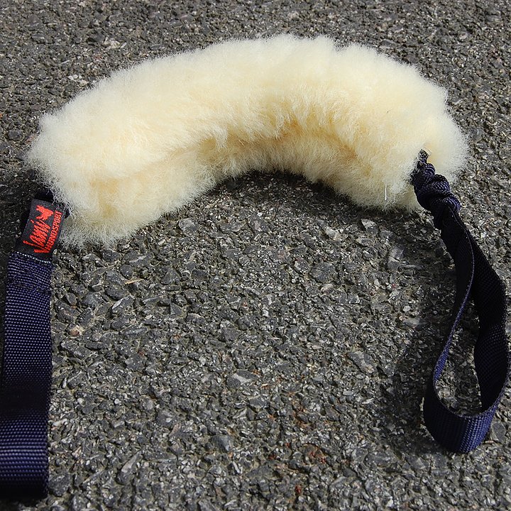 Lampaankarvapatukka kahdella kahvalla - Aitoa karvaa sisältävät lelut - 4413 - 1