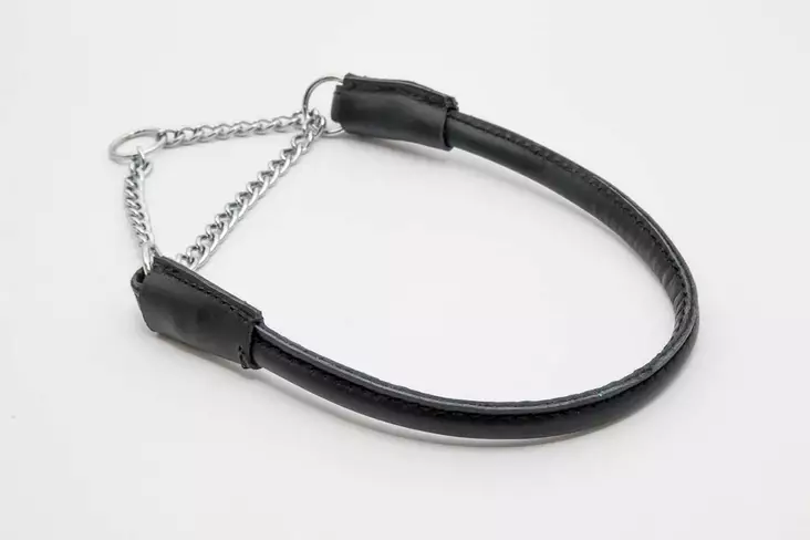 Pyöreä puolikiristävä nahkapanta, musta - Nahkapannat - 102204 - 1