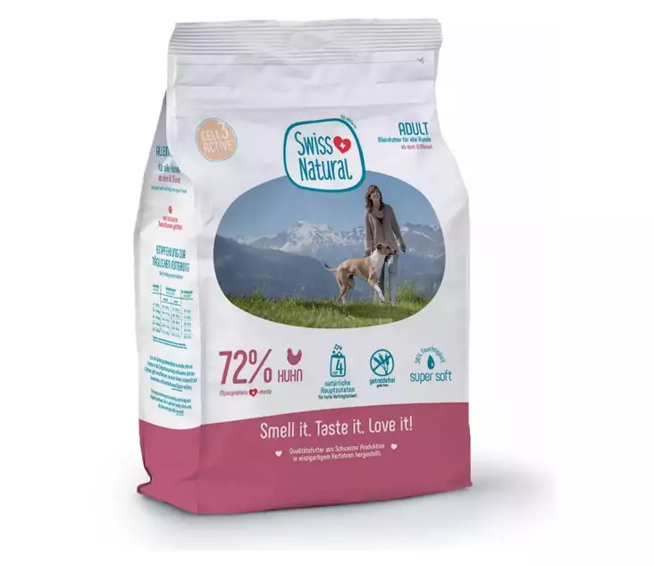 Koiran viljaton treeninami ja täysravinto Swiss Natural Kana 4 kg - Puolikosteat treeninamit - 23077 - 1